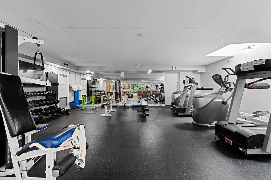 208 3608 Deercrest Drive North Vancouver, BC - 22
