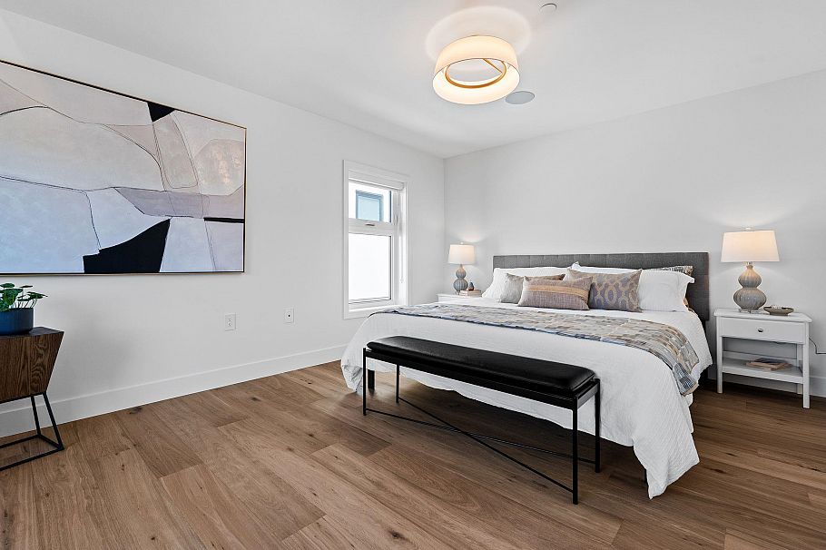 2535 W 39th Avenue Vancouver, BC - 22