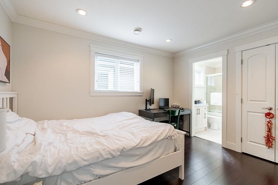 1606 E 29th Avenue Vancouver, BC - 20