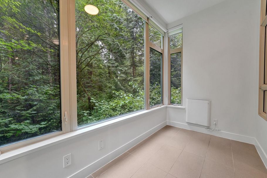 105 3294 Mt Seymour Parkway North Vancouver, BC - 30