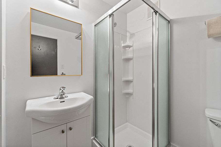 442 Monteray Avenue North Vancouver, BC - 17