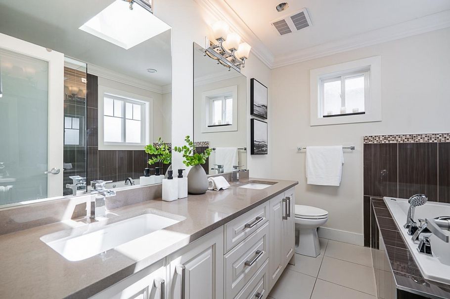 1606 E 29th Avenue Vancouver, BC - 19