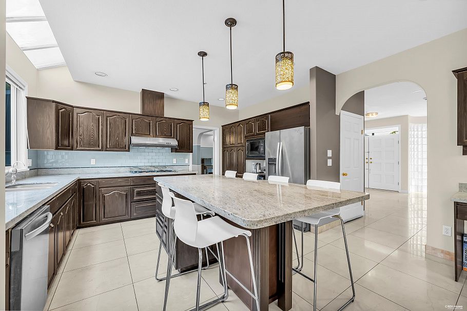 3549 W 40th Avenue Vancouver, BC - 8