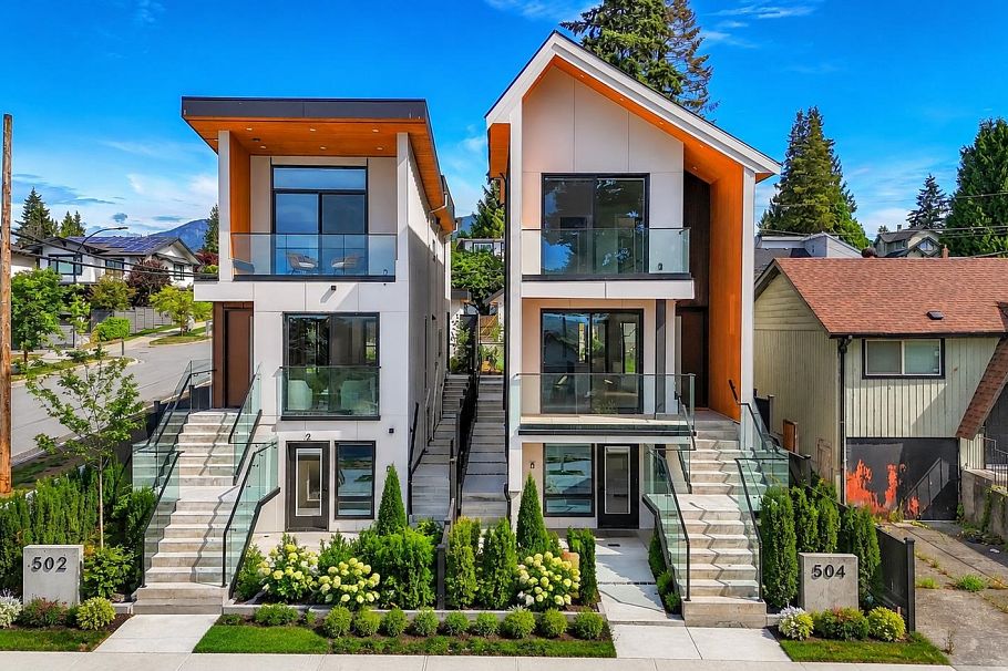 502 E 5th Street North Vancouver, BC - 2