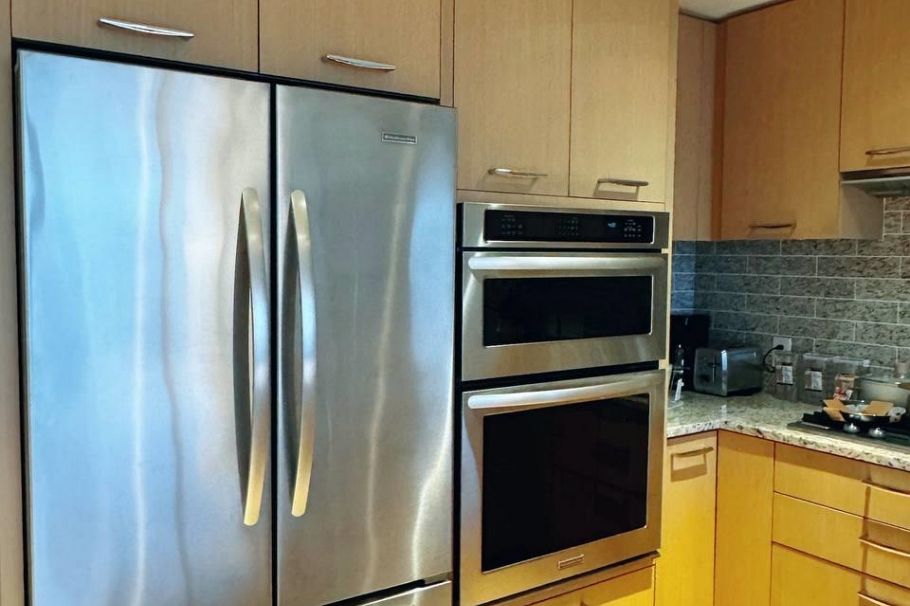 1602 150 W 15th Street North Vancouver, BC - 14