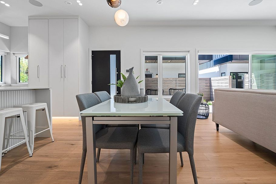 2535 W 39th Avenue Vancouver, BC - 7
