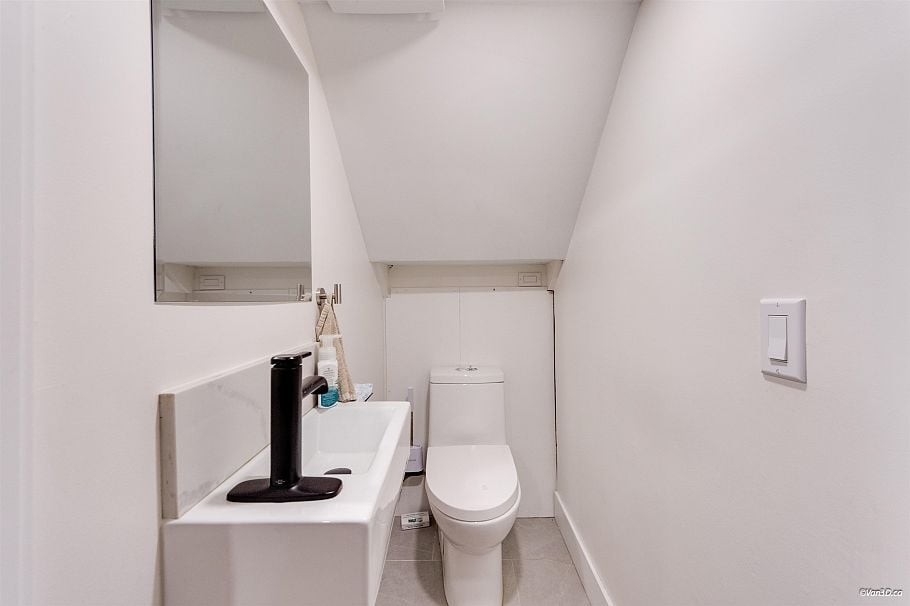 66 3433 E 49th Avenue Vancouver, BC - 28