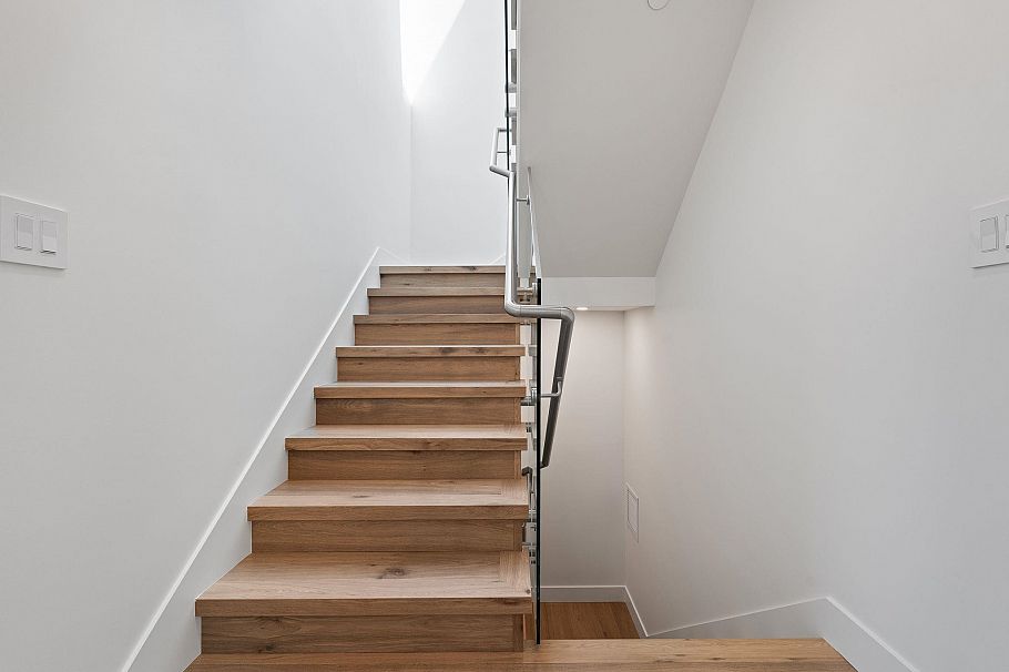 2535 W 39th Avenue Vancouver, BC - 32
