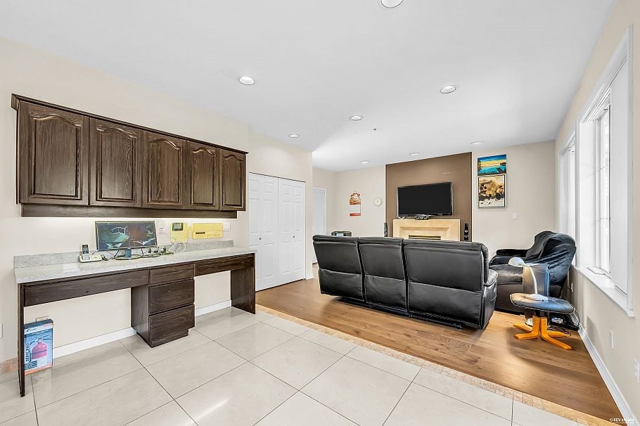 3549 W 40th Avenue Vancouver, BC - 10