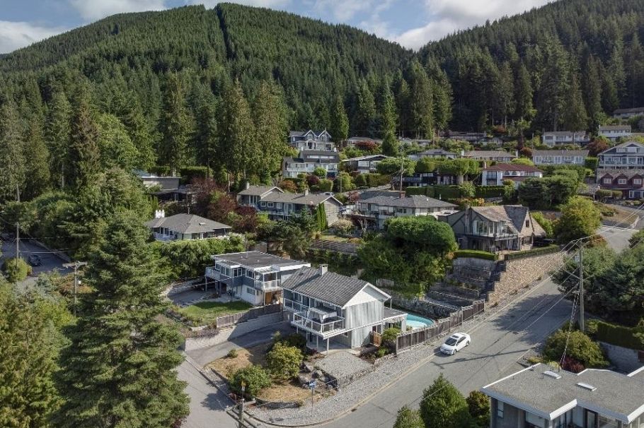 442 Monteray Avenue North Vancouver, BC - 27
