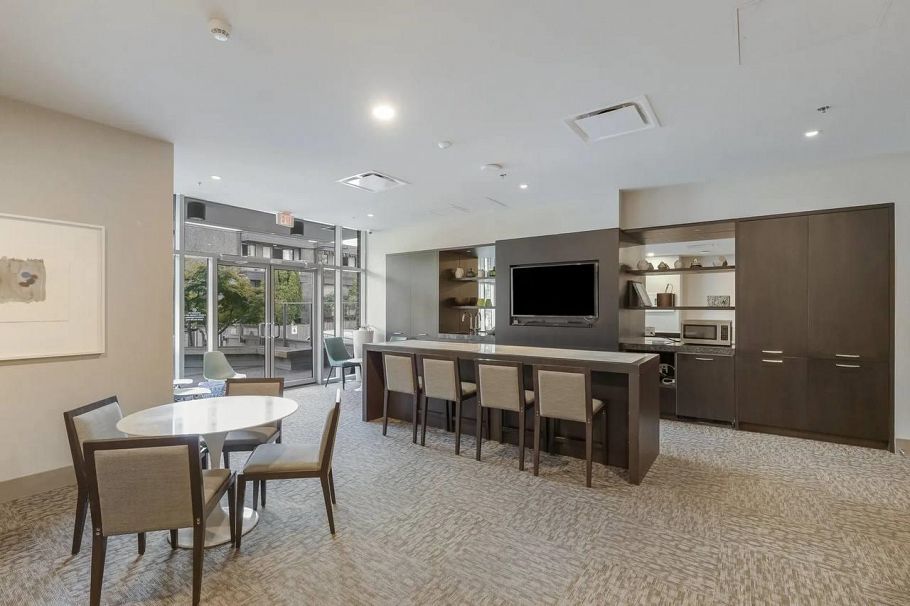 1602 150 W 15th Street North Vancouver, BC - 25
