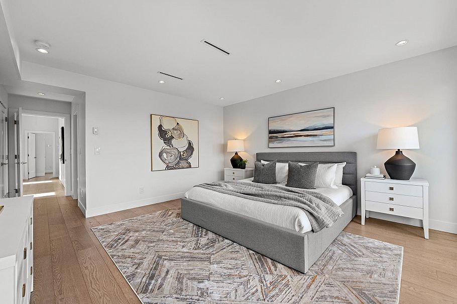231 E 27 Street North Vancouver, BC - 27