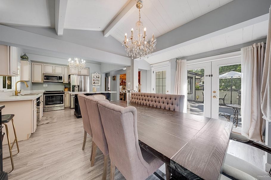 3870 Emerald Drive North Vancouver, BC - 10
