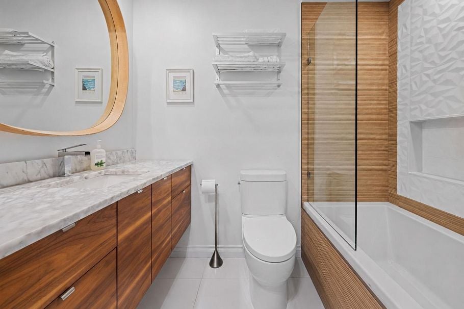 1987 W 13th Avenue Vancouver, BC - 34