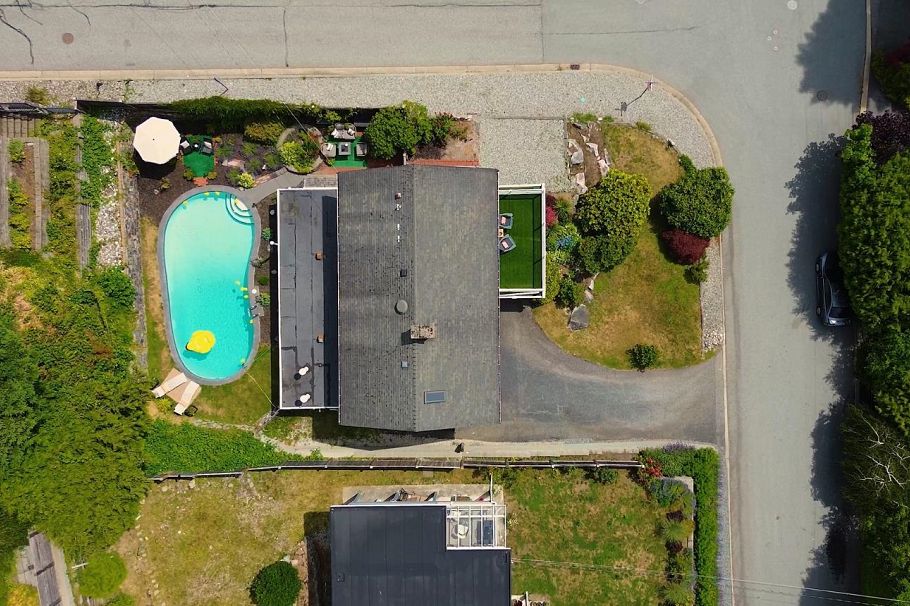 442 Monteray Avenue North Vancouver, BC - 3