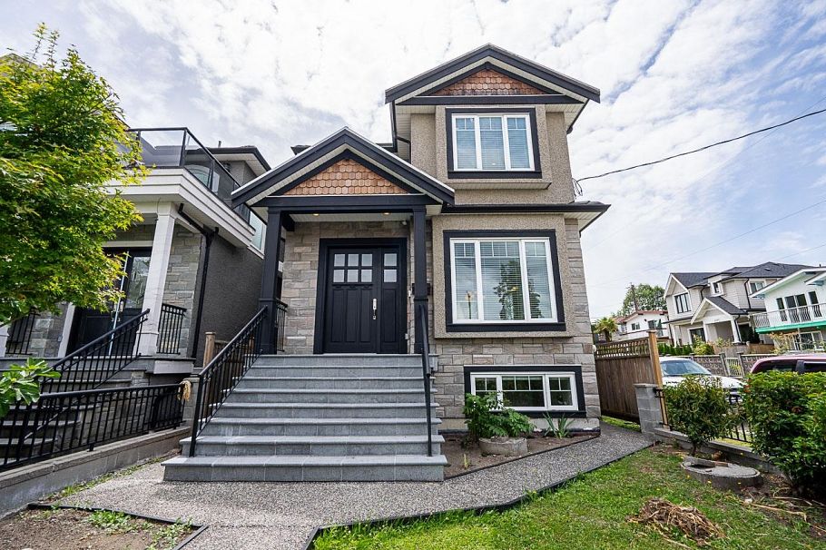1606 E 29th Avenue Vancouver, BC - 32