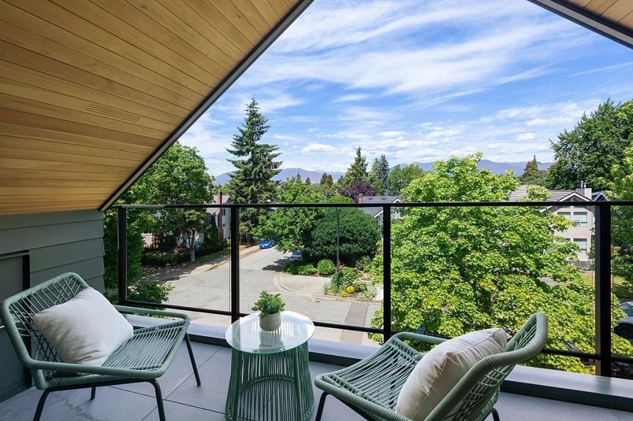 396 W 21st Avenue Vancouver, BC - 22
