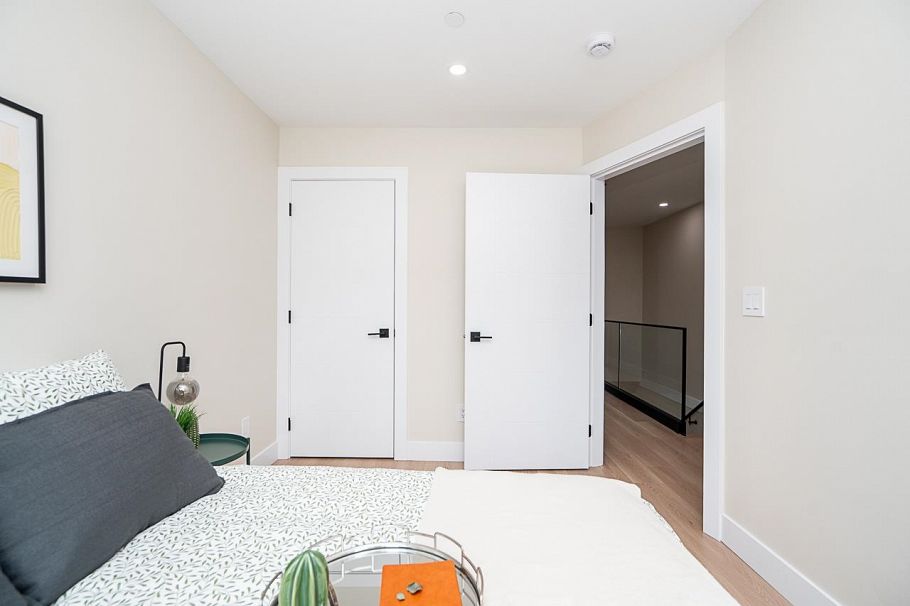 2826 Cheyenne Avenue Vancouver, BC - 13