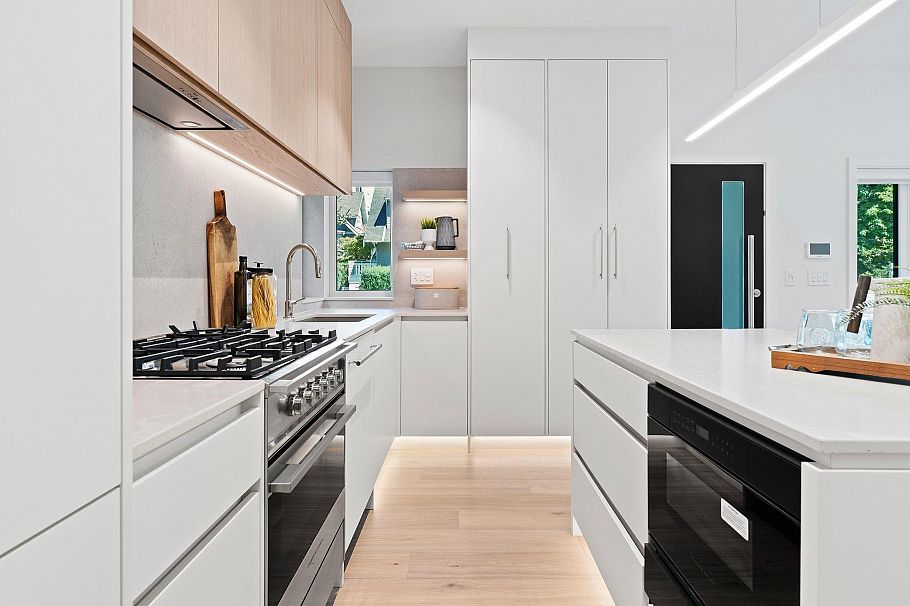 5489 Larch Street Vancouver, BC - 15
