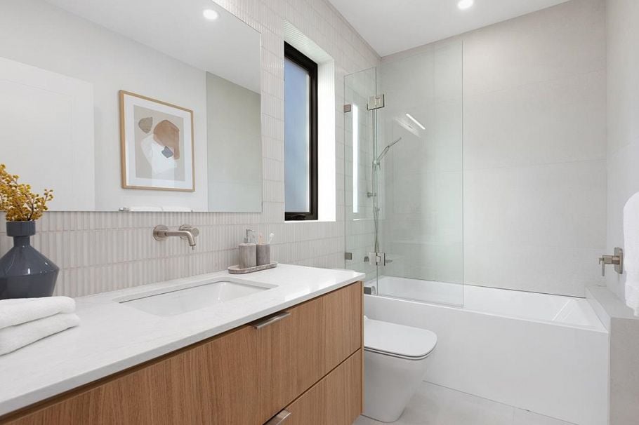 396 W 21st Avenue Vancouver, BC - 19