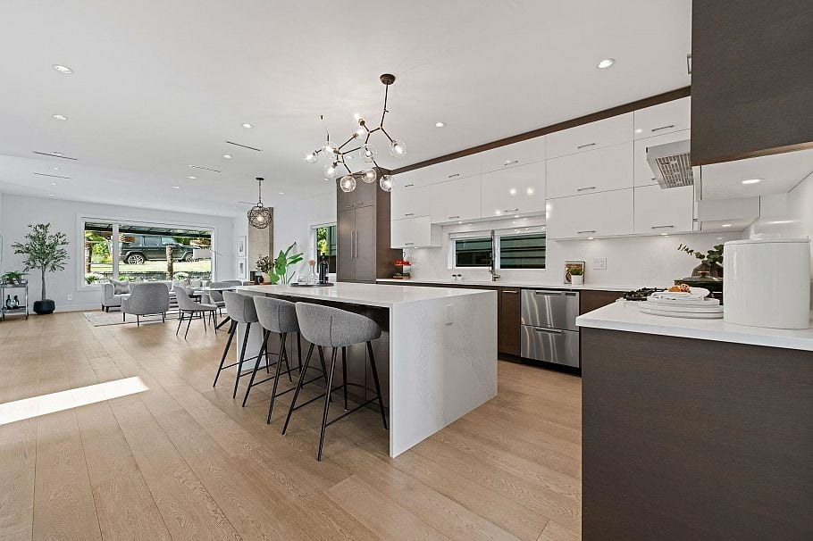 231 E 27 Street North Vancouver, BC - 18
