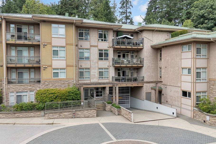 105 3294 Mt Seymour Parkway North Vancouver, BC - 3