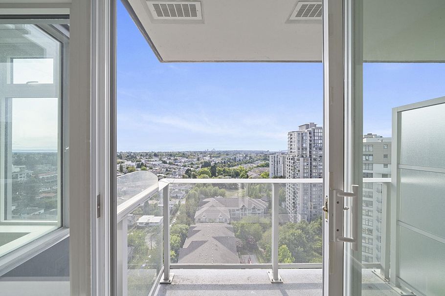 2306 5470 Ormidale Street Vancouver, BC - 21