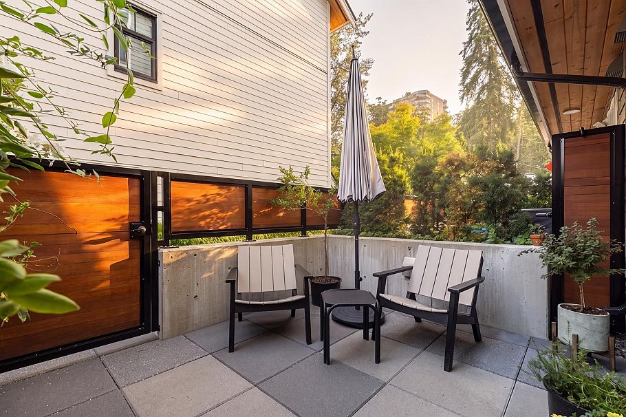 20 1960 Glenaire Drive North Vancouver, BC - 20