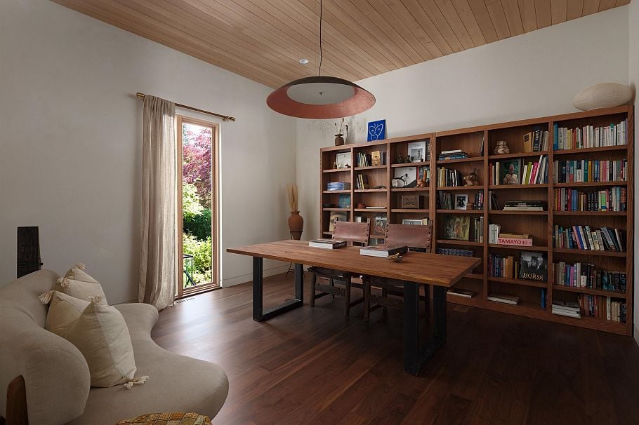 1295 W Keith Road North Vancouver, BC - 13