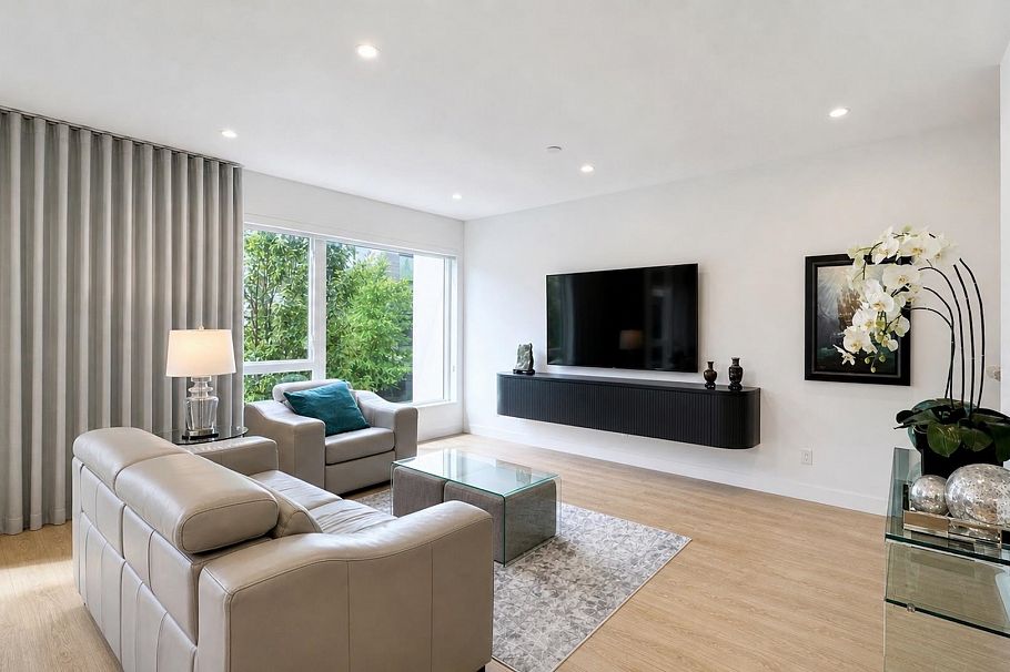 79 590 Lile Drive North Vancouver, BC - 1