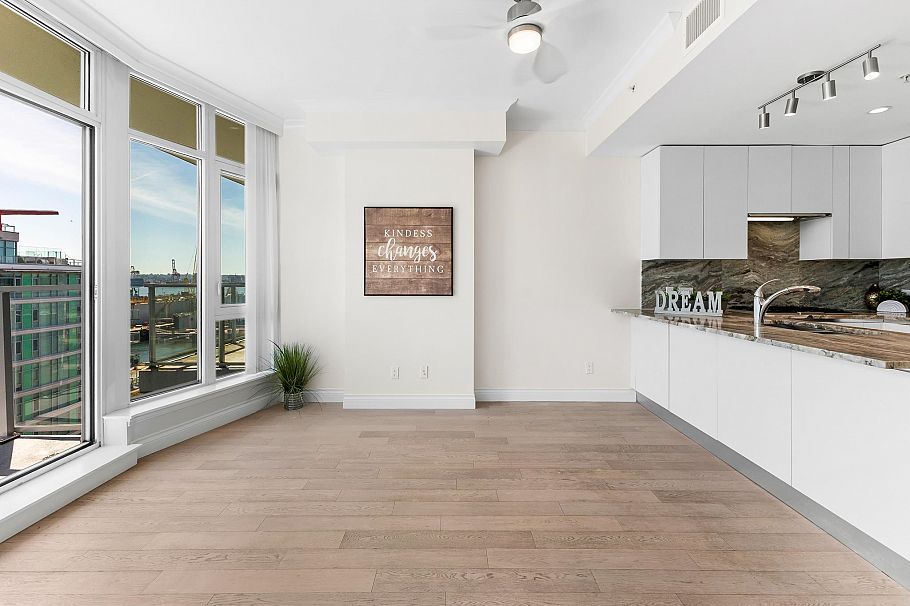 901 175 Victory Ship Way North Vancouver, BC - 7