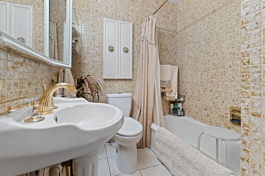 1454 Sowden Street North Vancouver, BC - 18