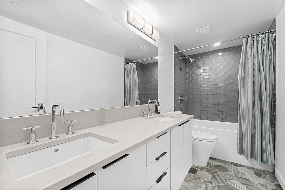5 237 Ridgeway Avenue North Vancouver, BC - 19