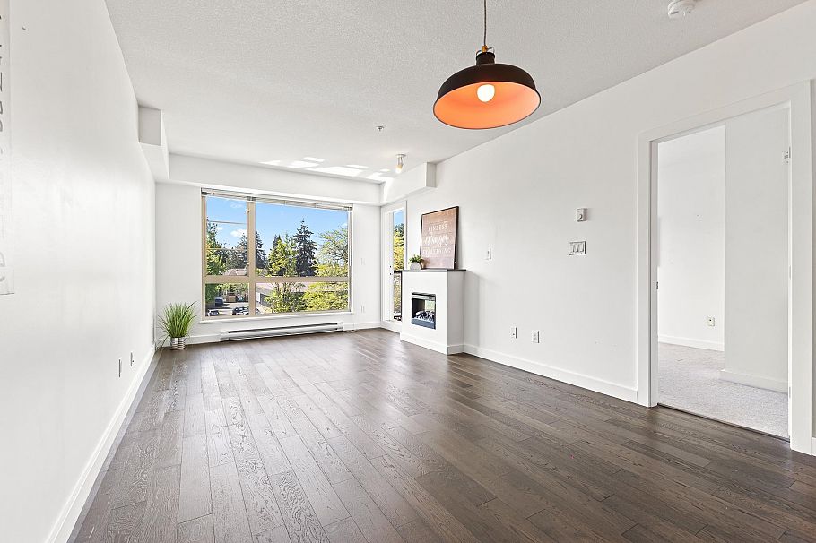 303 1330 Marine Drive North Vancouver, BC - 7
