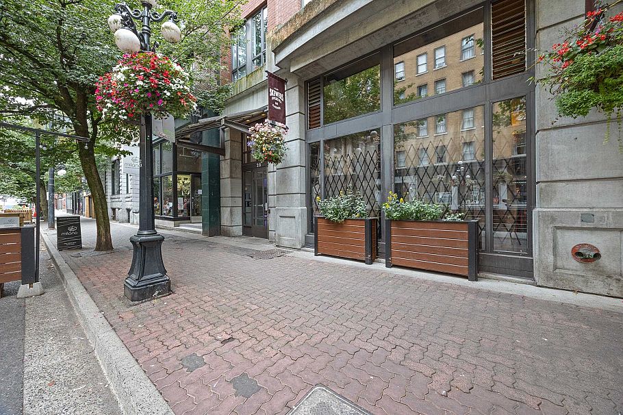 301 28 Powell Street Vancouver, BC - 30