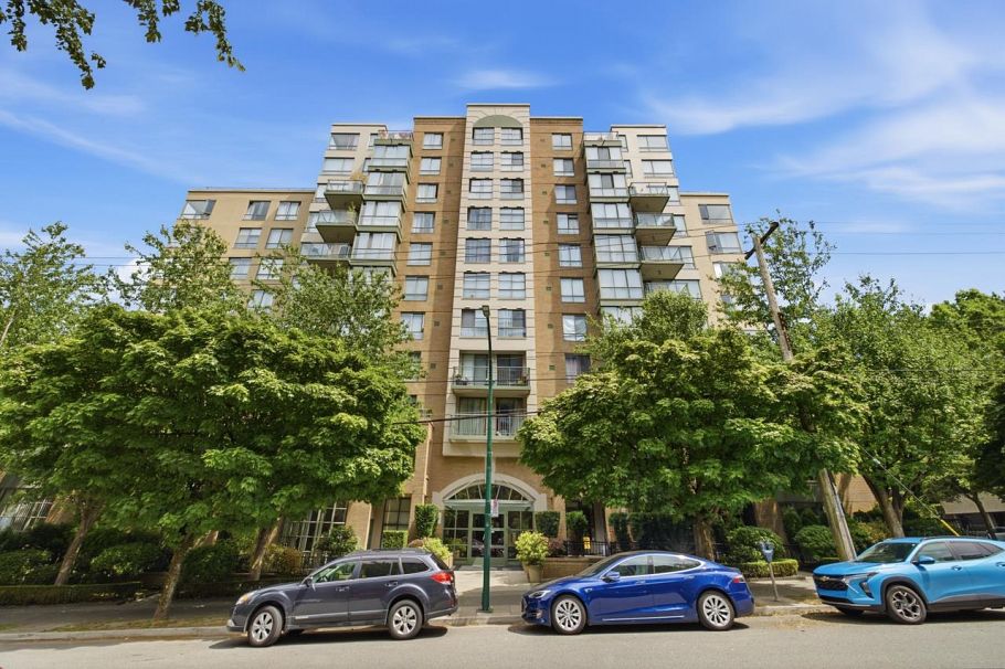 504 2288 Pine Street Vancouver, BC - 1