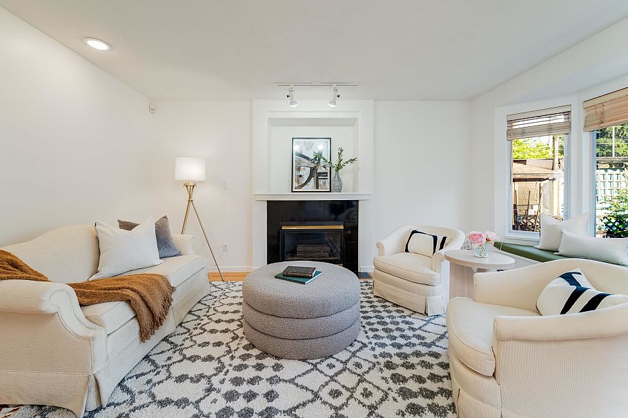 4682 W 14th Avenue Vancouver, BC - 13