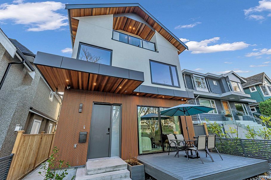 1 4150 W 14th Avenue Vancouver, BC - 3