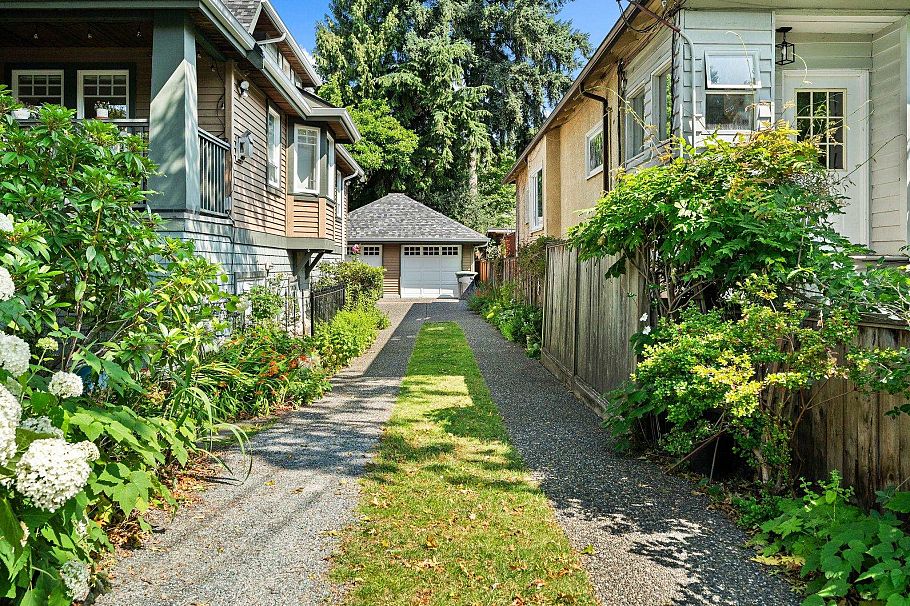 3027 W 7th Avenue Vancouver, BC - 28