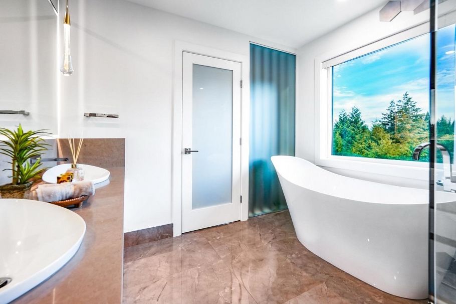 4399 Highland Boulevard North Vancouver, BC - 24