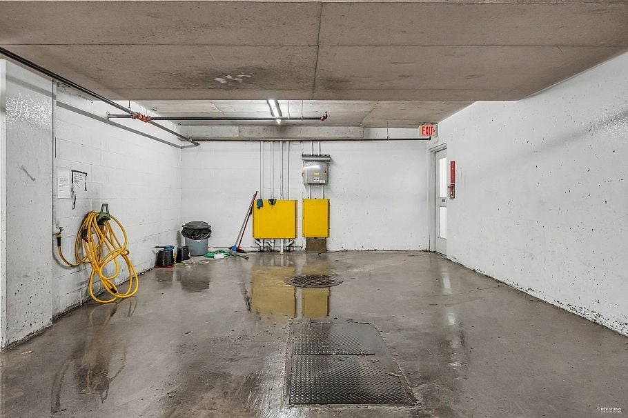 409 328 E 11th Avenue Vancouver, BC - 32