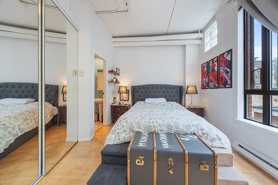 301 28 Powell Street Vancouver, BC - 23