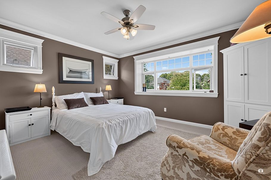 3566 W 23rd Avenue Vancouver, BC - 18