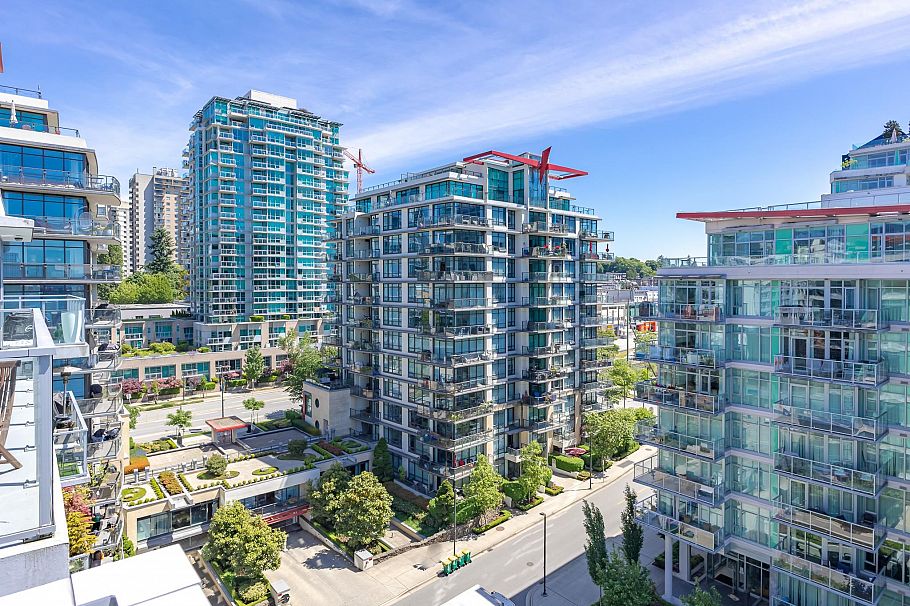 901 175 Victory Ship Way North Vancouver, BC - 16