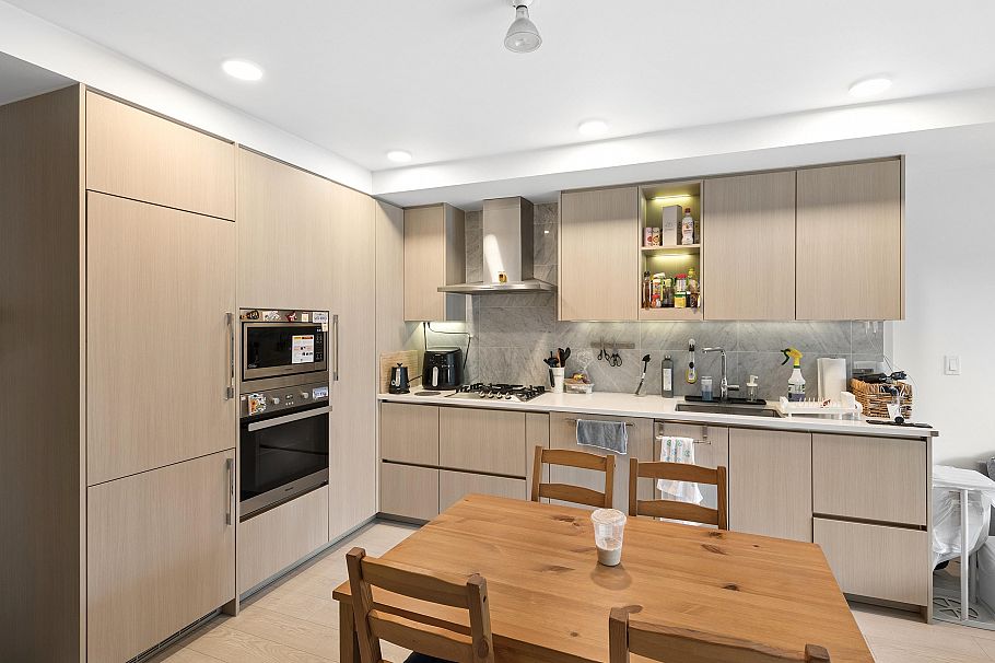 512 433 SW Marine Drive Vancouver, BC - 12