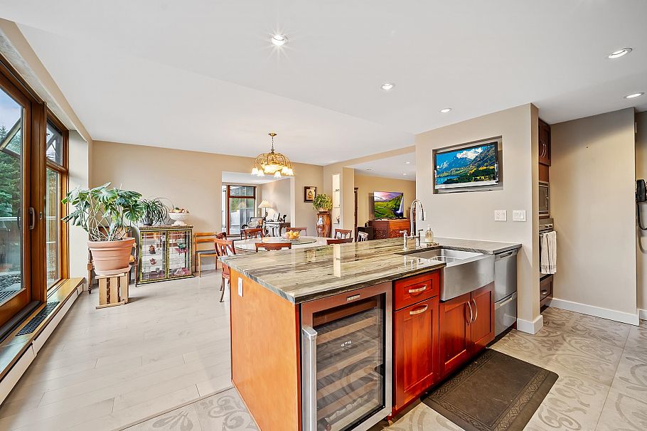404 4900 Cartier Street Vancouver, BC - 14