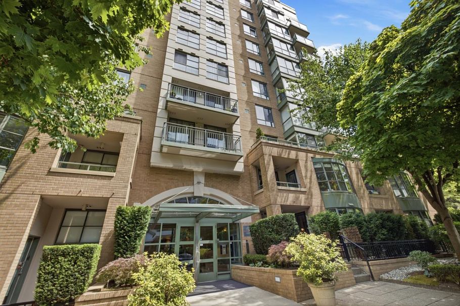 504 2288 Pine Street Vancouver, BC - 2