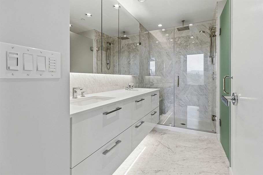 1002 5410 Shortcut Road Vancouver, BC - 16