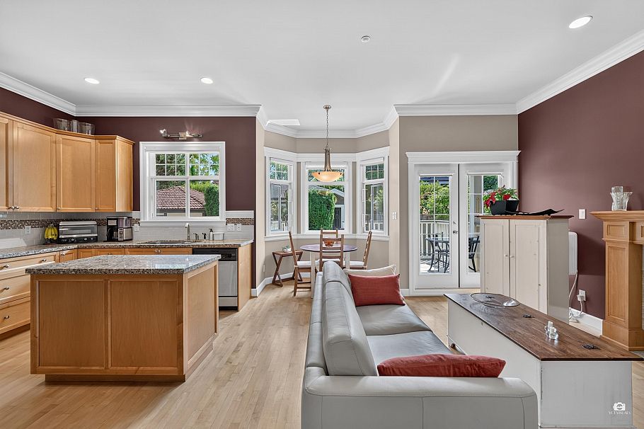 3566 W 23rd Avenue Vancouver, BC - 14