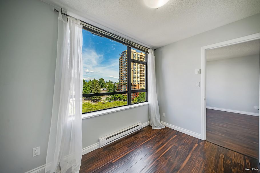 707 3520 Crowley Drive Vancouver, BC - 5